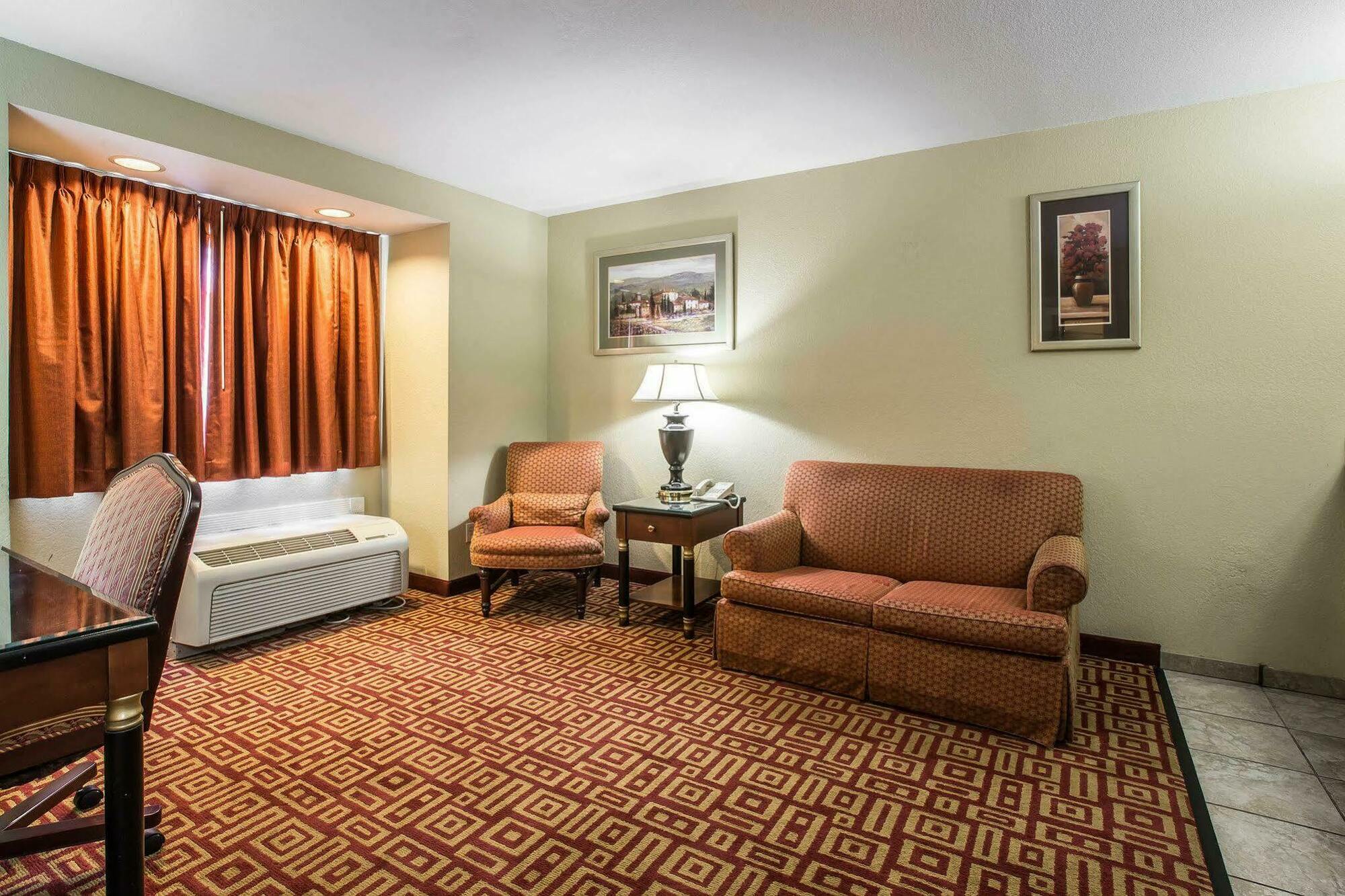 Econo Lodge Inn & Suites Greenville Dış mekan fotoğraf